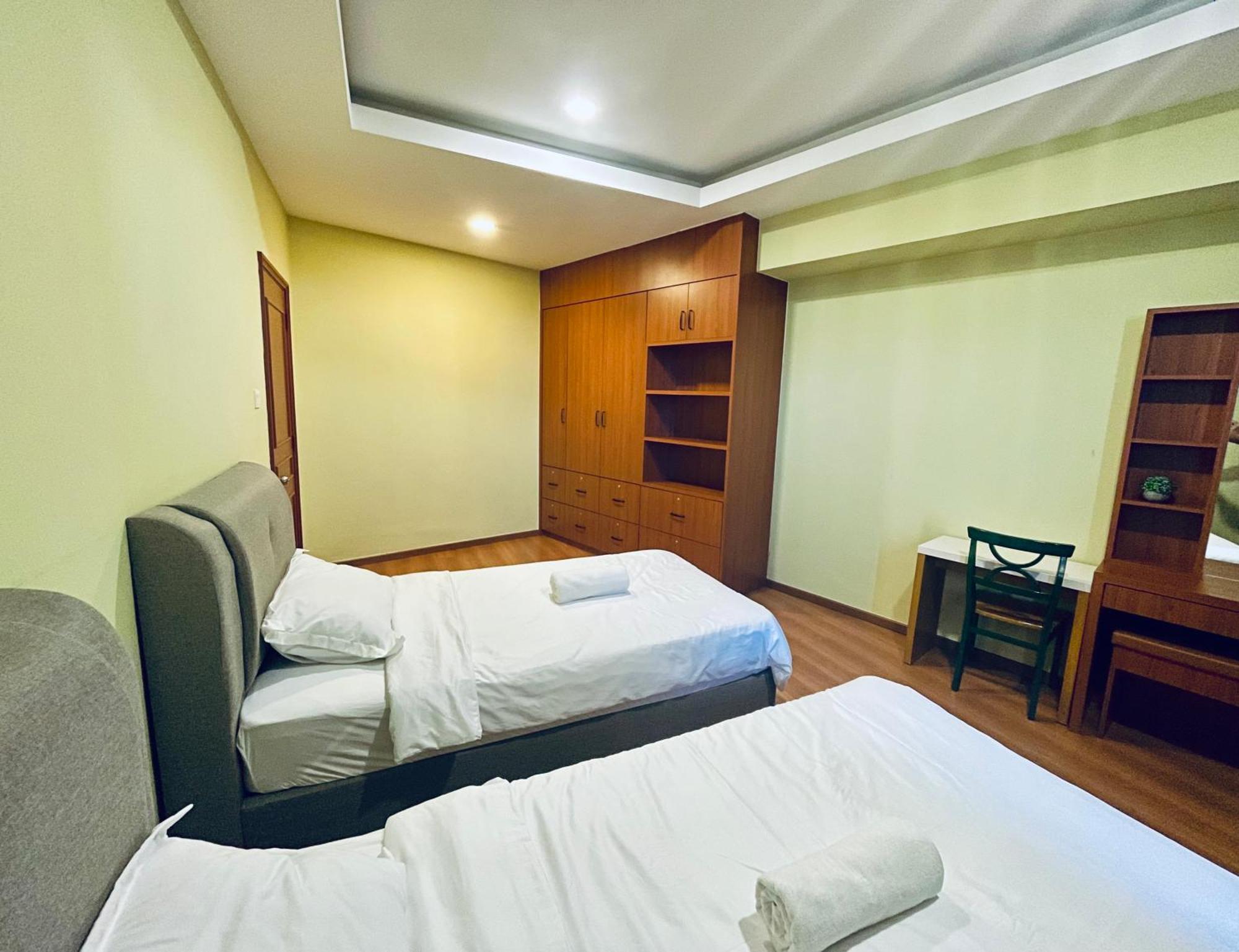 Kuching City Center Riverbank Suites With Marvelous River View Exterior photo
